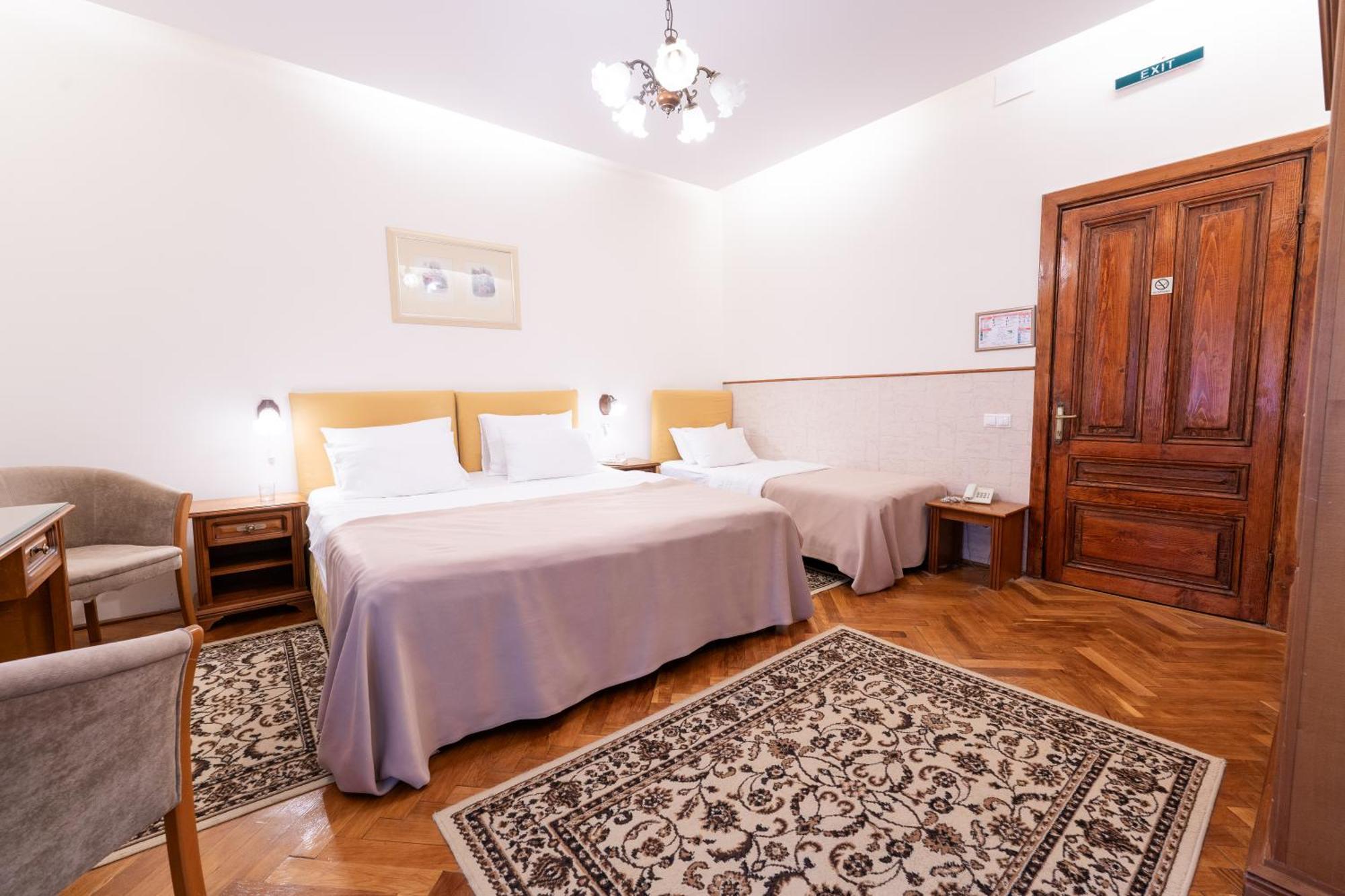 Vila Camelia Sinaia Ngoại thất bức ảnh